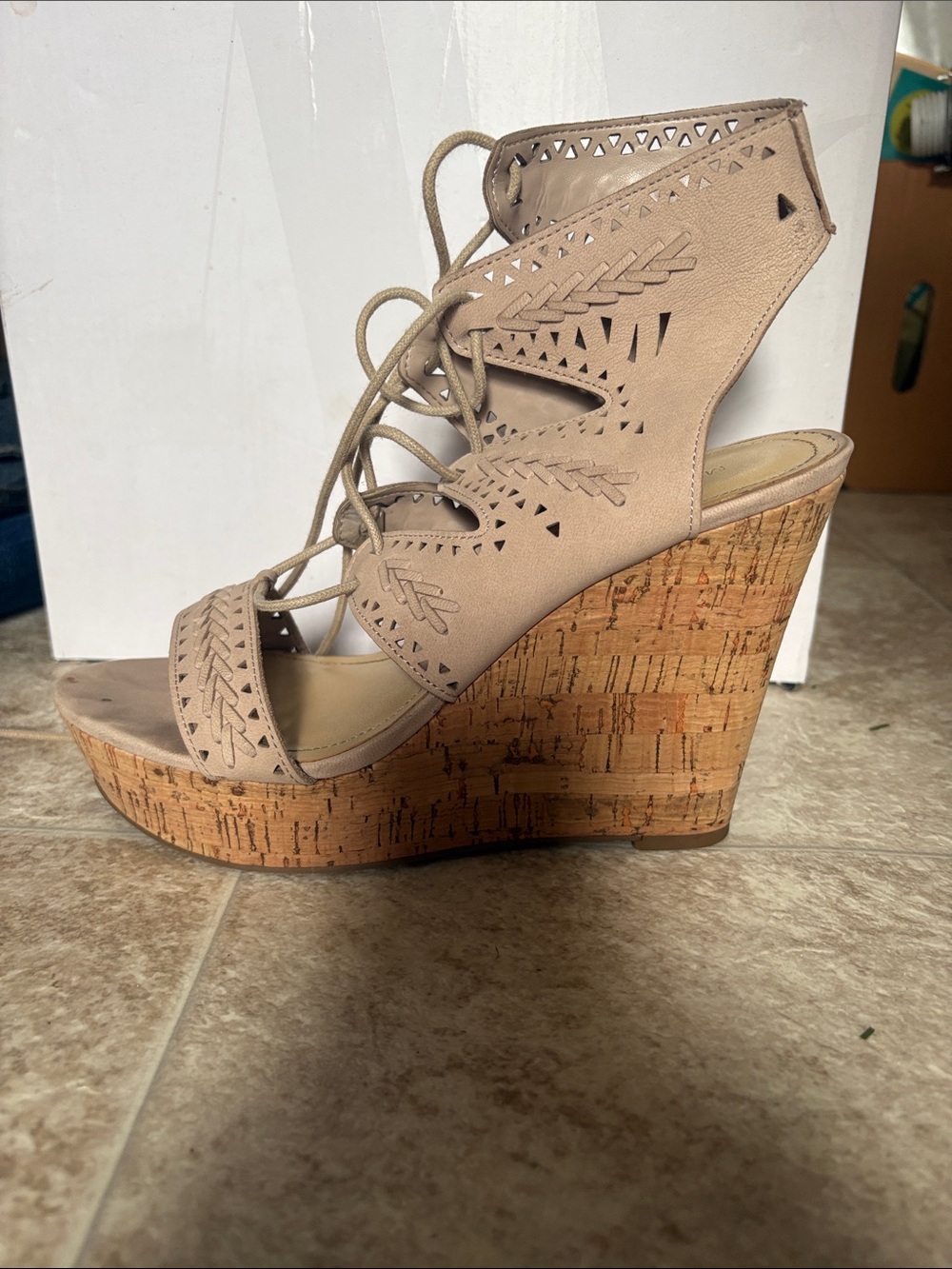 Marc Fisher taupe wedges
